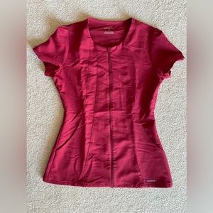 Jaanuu Women’s Princess Zip Front Scrub Top Garnet XS